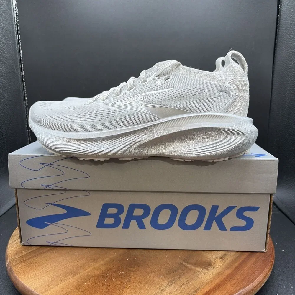 Brooks Adrenaline GTS 25 Silver Anniversary Women's Size 6 Running Shoes